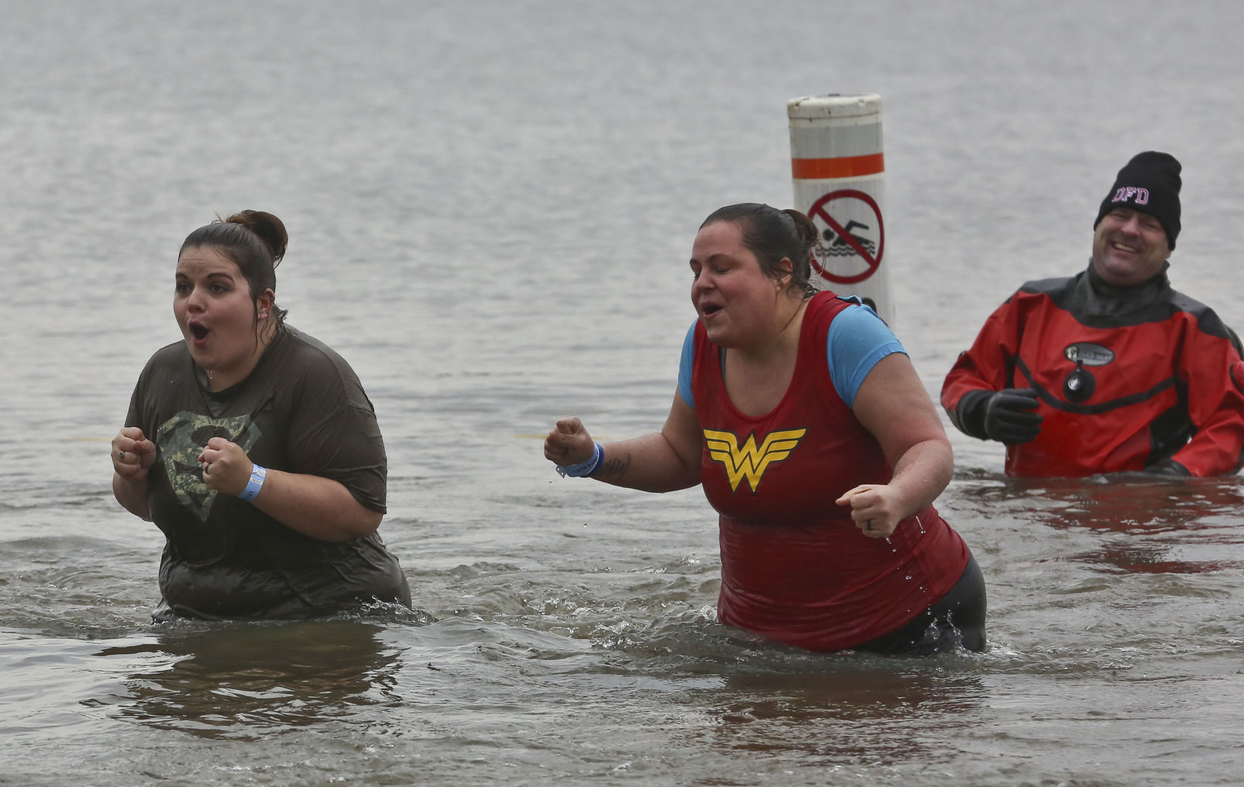 Polar Plunge 40 3.02.19.JPG